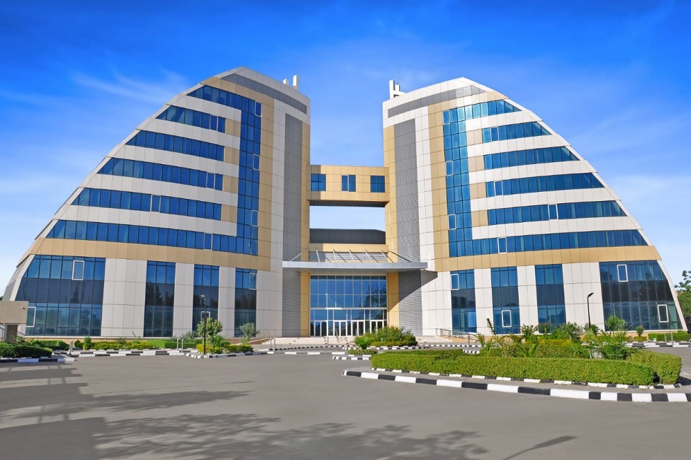 The New Headquarters of the Ministry of Foreign Affairs, Chadians Abroad, and International Cooperation -N