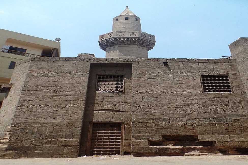 ترميم وتطوير مسجد مرزوق الأحمدي