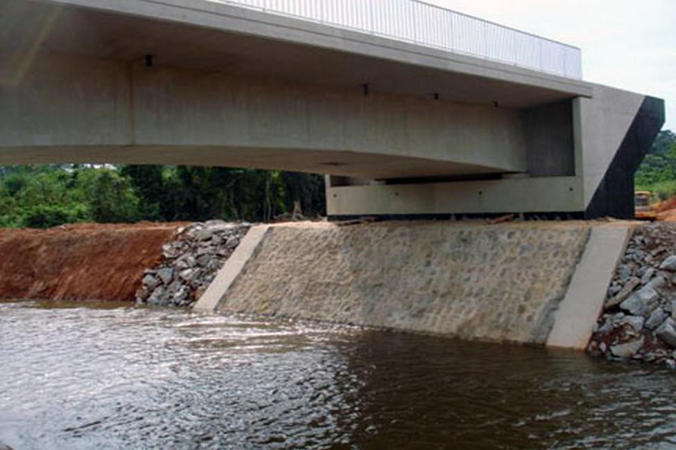 Yaoundi - Olama Road